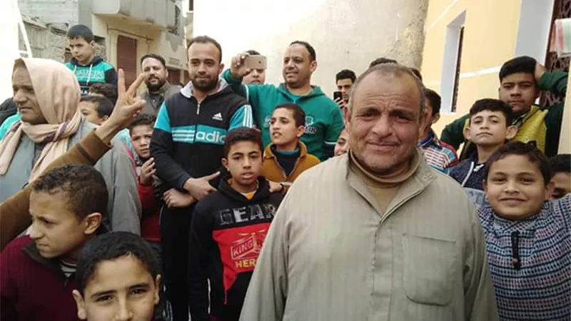 افتتاح ٥ مساجد وتأهيل ٨ منازل وتوزيع لحوم بمدينة القرين.. صور