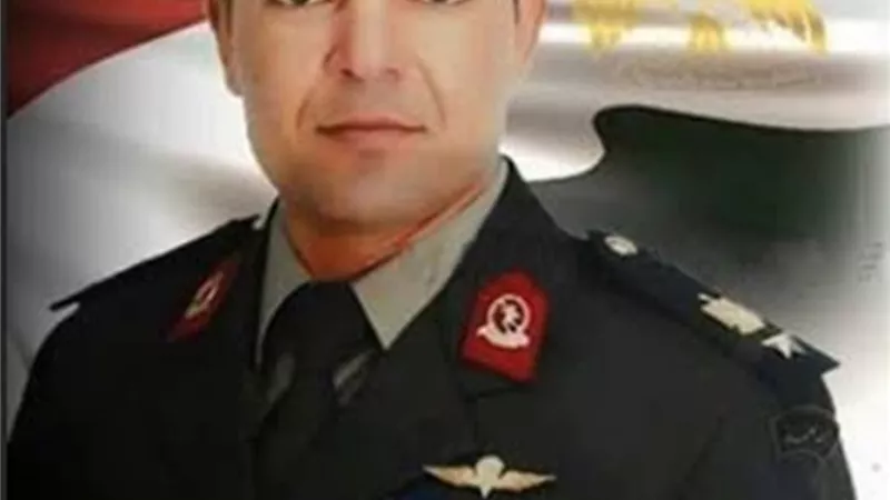 الشهيد البطل العقيد أحمد الدرديري ضحى بنفسه ليعيش جنوده في سيناء 2015