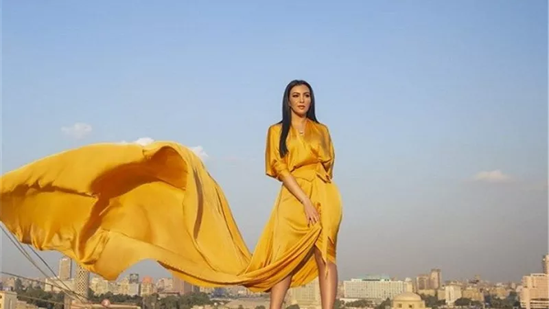 ميرهان حسين تشعل السوشيال ميديا بصور جديدة