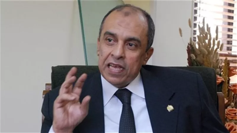 وزير الزراعة يتلقى تقريراً حول أعمال الهيئة العامة للإصلاح الزراعي خلال شهر