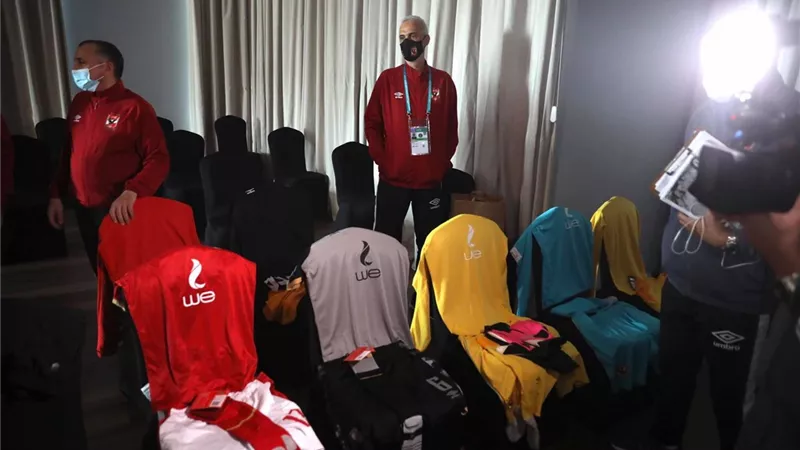 الاهلى يرتدي الزي البديل أمام الدحيل بمونديال الاندية