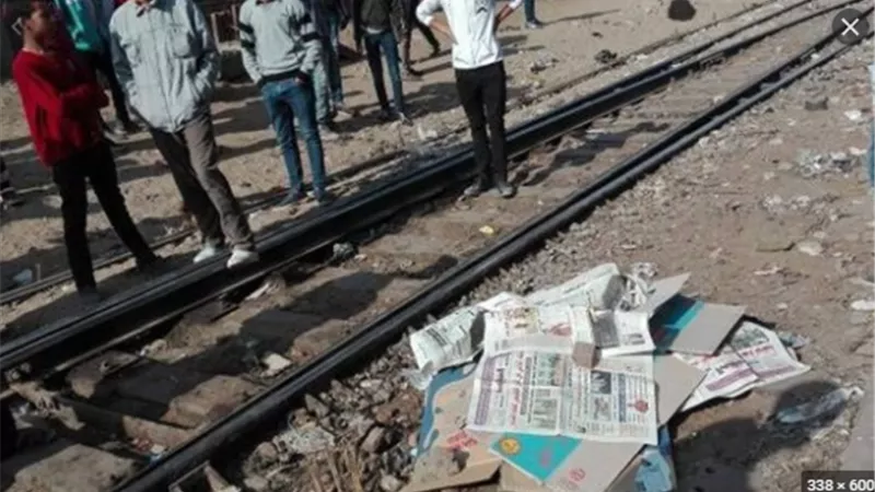 السكة الحديد: وفاة مساعد سائق قطار وعاملين فى حادث تصادم بونش فى اسيوط