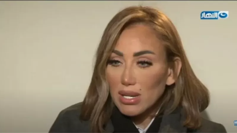 مشادة على الهواء بين ريهام سعيد ورجل الأتوبيس بسبب رانيا يوسف.. فيديو