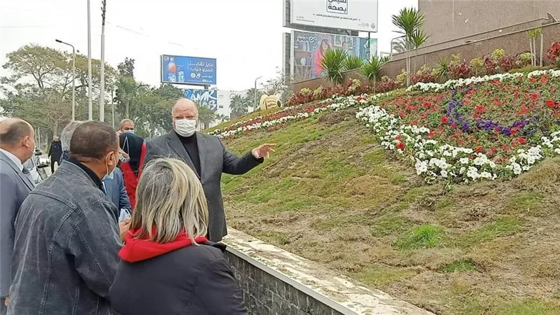 محافظ القاهرة يتفقد أعمال تطوير وتجميل شارع صلاح سالم