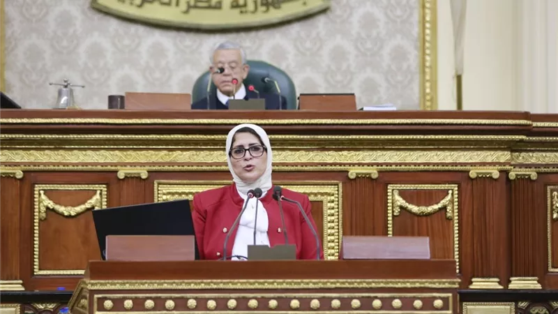 هالة زايد تشيد بمبادرات رئيس الجمهورية للصحة