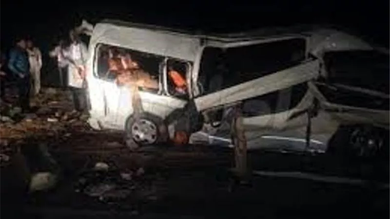 بالأسماء ..7 مصابين في حادث تصادم سيارتين شرق الإسماعيلية