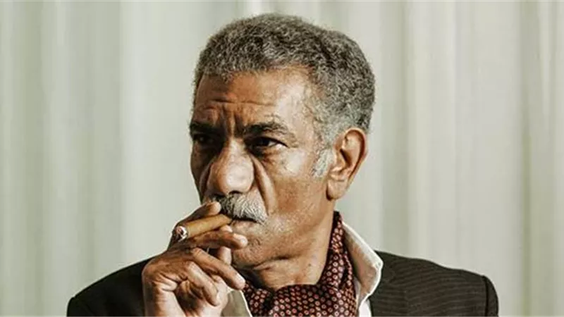 تفاصيل الحالة الصحية للفنان سيد رجب بعد إصابته بكورونا