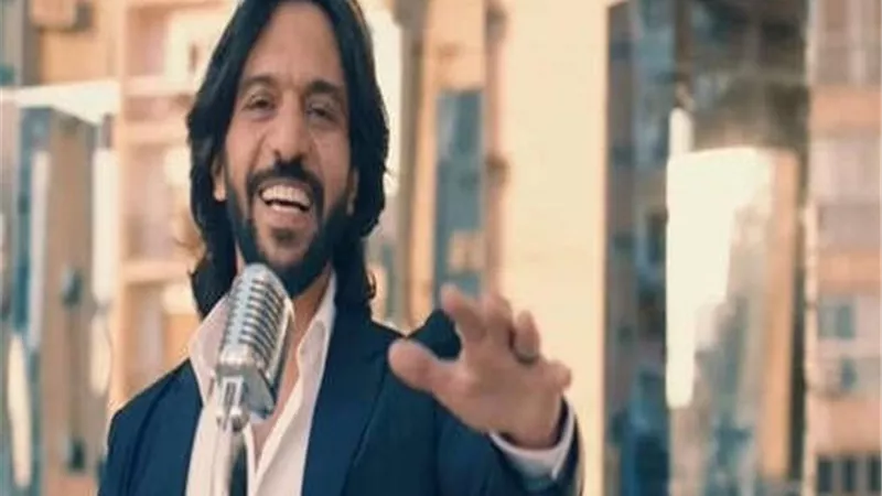 تنفيذًا لحكم المحكمة.. بهاء سلطان ينتهى من تسجيل ثانى أغانى ألبومه مع نصر محروس