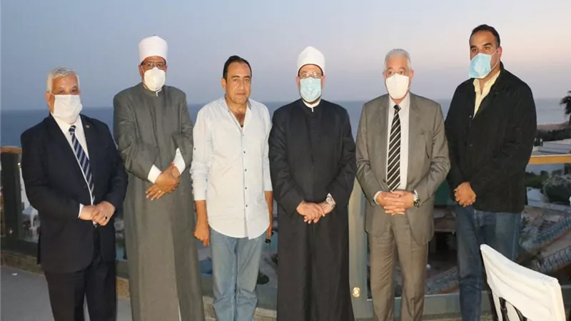محافظ جنوب سيناء يستقبل وزير الأوقاف
