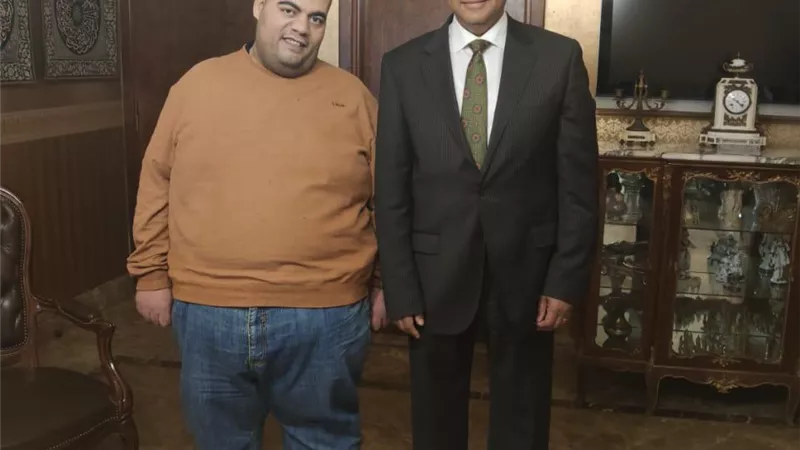 محمود سمير يخسر ١١١ كليو جرام من وزنه خلال ٥ شهور.. ويعود للحركة مجددًا