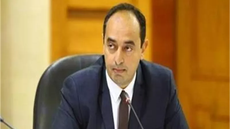 عمرو عثمان: 