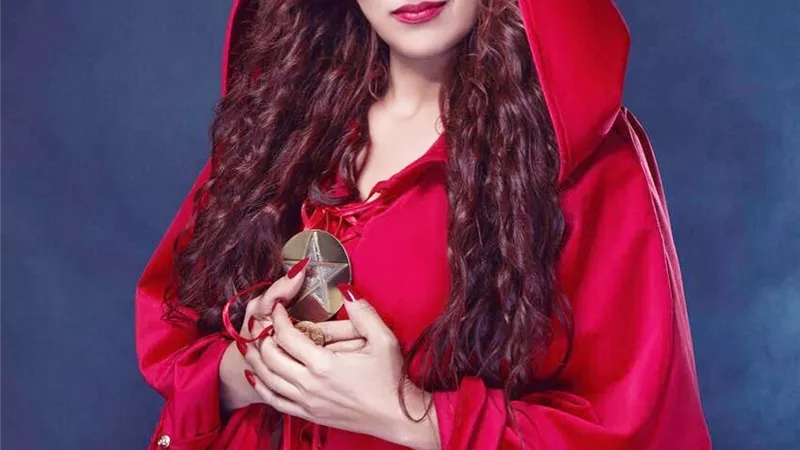 بعد غياب 25عاما.. سيمون تعود للغناء من جديد