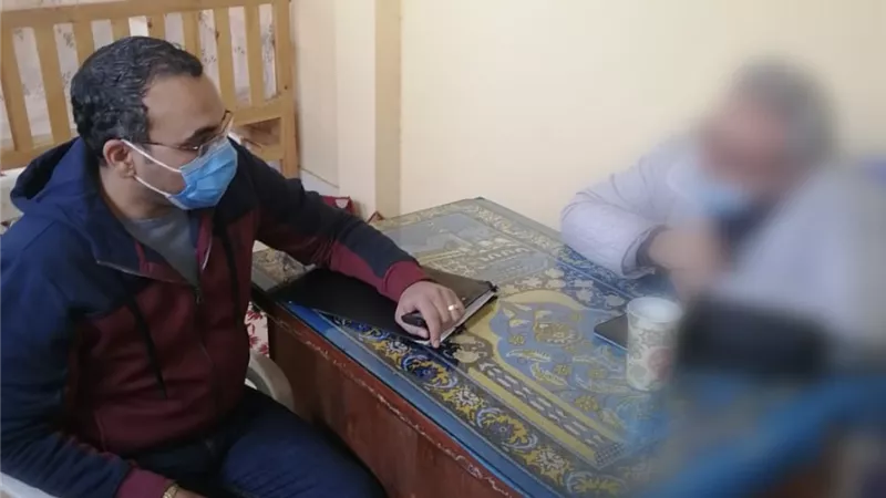 صحة الغربيه :فنى علاج طبيعي ينتحل صفة طبيب بكفر الزيات