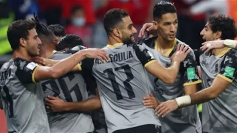 «فيفا» يعين طاقم تحكيم إماراتي لإدارة مباراة الأهلي وبايرن ميونخ فى كأس العالم للأندية