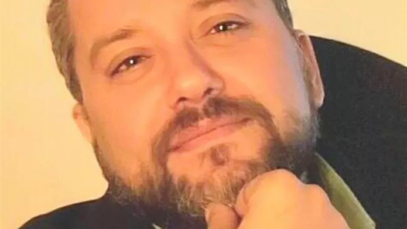 المخرج محمود كامل يعلن انضمام هاني عادل لأبطال 