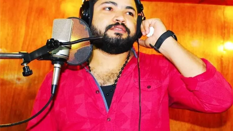 المطرب الشاب محمد عز يستعد لطرح أحدث أغانيه 