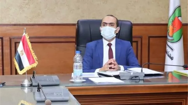 متابعة المراكز التكنولوجية لخدمة المواطنين بسوهاج