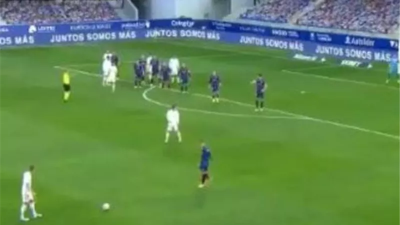 ريال مدريد يفلت من كمين هويسكا