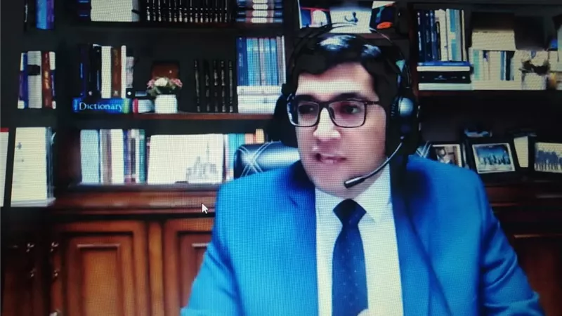 توظيف المهارات الأدبية والإنسانية فى كتابة 