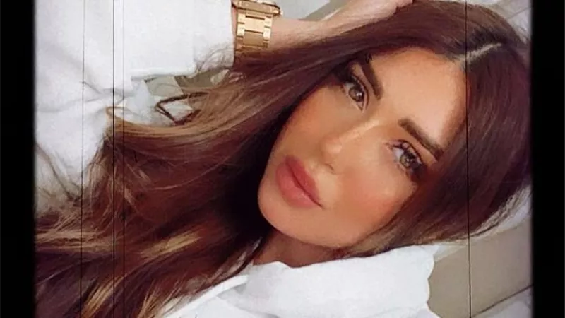 شاهد .. سارة سلامة تتألق عبر إنستجرام فى أحدث إطلالتها