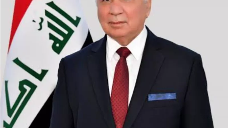 وزير الخارجية العراقي يصل القاهرة للمشاركة في الاجتماع الطارئ للوزراء العرب
