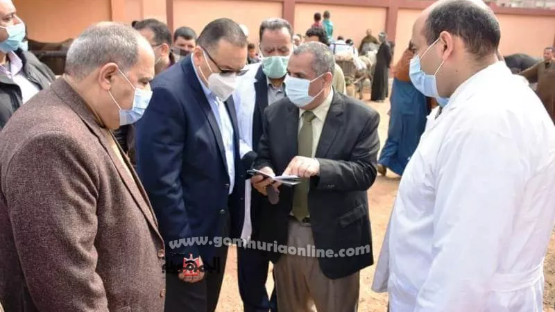 غراب يُتابع فاعليات اليوم الثاني للحملة القومية لتحصين الماشية ضد الحمى القلاعية والوادي المتصدع..صور