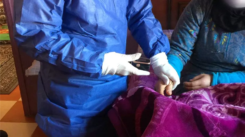 تقديم الخدمة الطبية ومتابعة ٦٥٠ حالة بالمبادرة الرئاسية لمتابعة العزل المنزلي بالشرقية