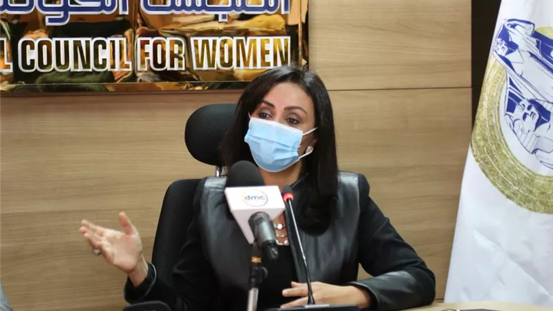 قومي المرأة يناقش اطلاق حملة 