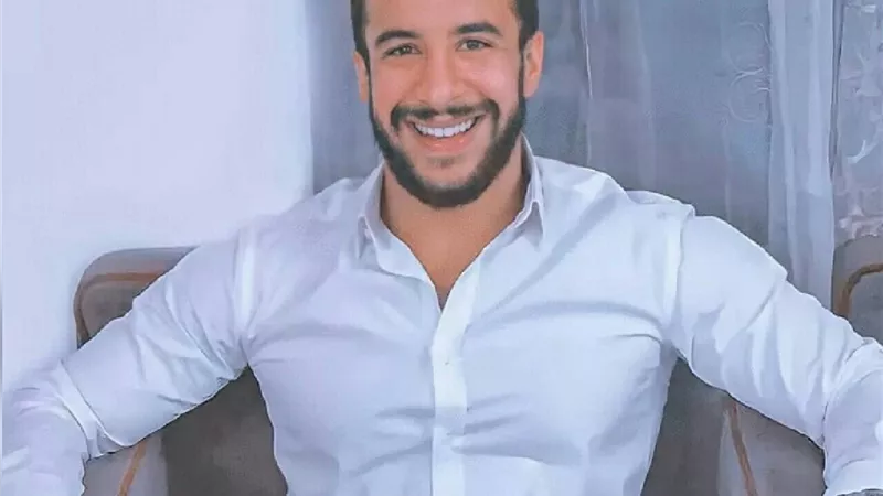 الكاتب محمد حسين يعلن عن روايته الجديدة المناهضة للتنمر والعنصرية