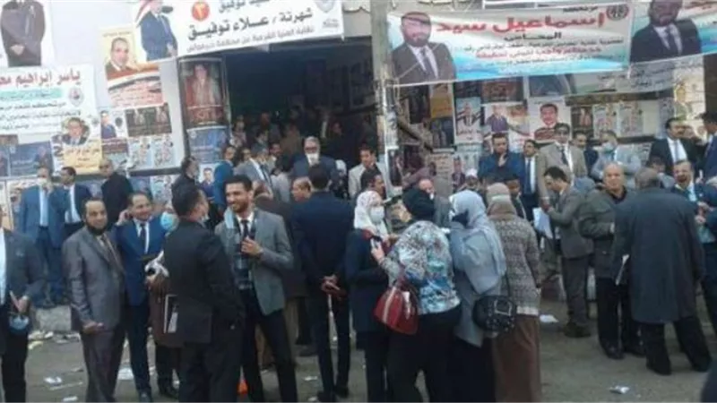 «اللجنة المشرفة على الانتخابات المحامين»: المؤشرات الأولية تفيد باكتمال النصاب القانوني لـ 16 نقابة فرعية