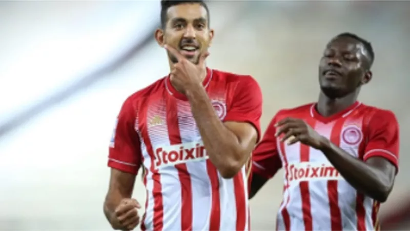 الدورى اليونانى.. أولمبياكوس يحافظ على الصدارة بثلاثية أوفي