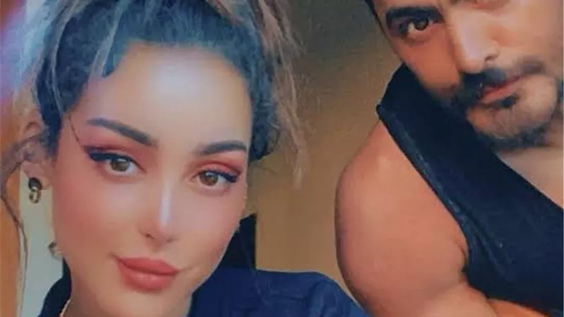 زوجة تامر حسنى تخطف الانظار باطلالة خليجية