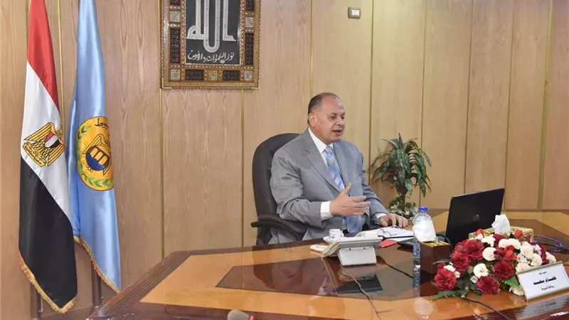 محافظ أسيوط يشارك في جلسة مناقشة نتائج المرحلة التأسيسية لمشروع بناء القدرات
