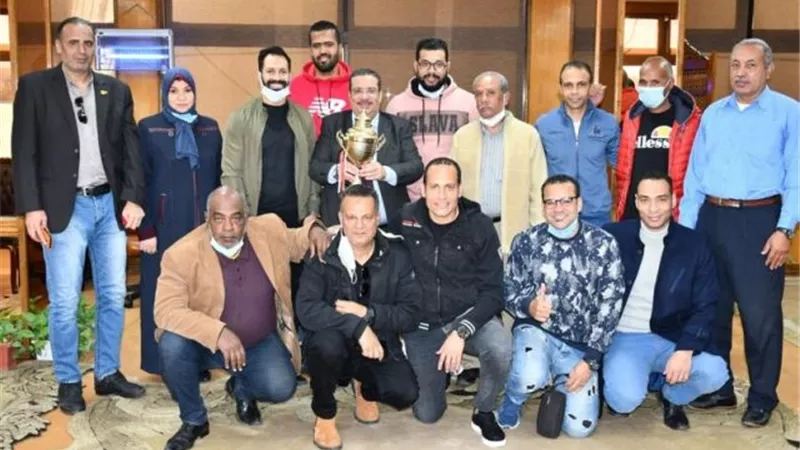 منتخب جامعة قناة السويس يفوز بدوري المصالح الحكومية .صور