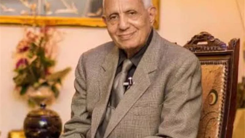 أحمد مصطفى 