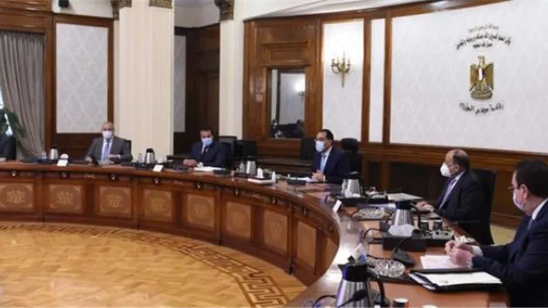 رئيس الوزراء يستعرض الخطوات التنفيذية لمنظومة التراخيص الجديدة