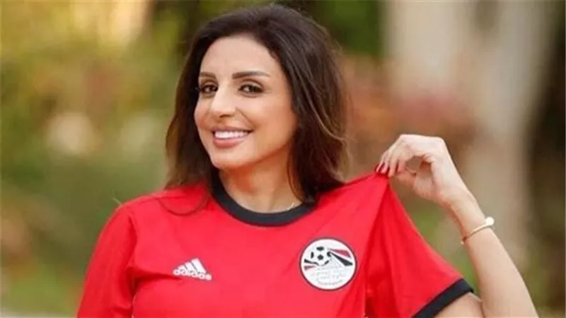 انغام بعد خسارة الاهلى : 