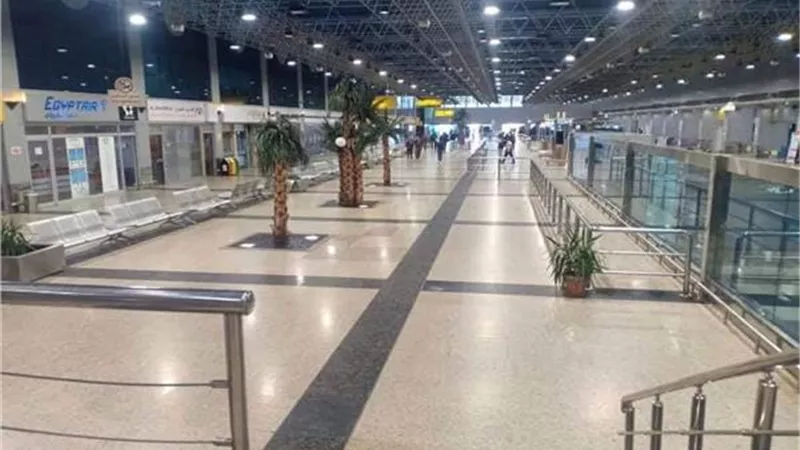 ١٧٣رحلة تنقل اكثر من ١٥ الف راكب بمطار القاهرة.. اليوم