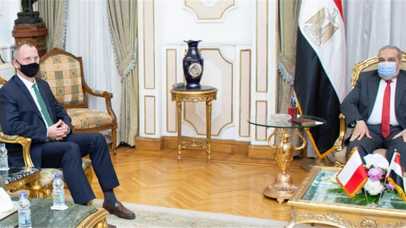 وزير الدولة للإنتاج الحربي يناقش مع السفير البولندي وشركة 