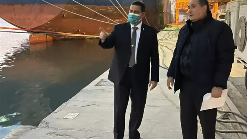 تصدير فواكه مصرية من ميناء دمياط للخليج وأوربا وأمريكا
