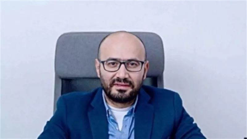 استشاري مناعة يحذر من الوجبات السريعة لهذا السبب
