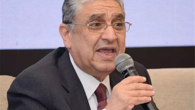 وزير الكهرباء: 255 مليون جنيهًا لتطوير شبكة الكهرباء بمحافظة الوادى الجديد
