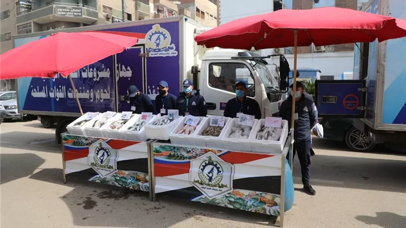 4 منافـذ متحركة لبيع السلع الغذائية 
