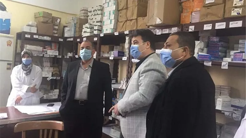 مدير التأمين الصحى يتفقد عيادة أبوحماد ويطمئن على توافر الادوية والاجراءات الاحترازية