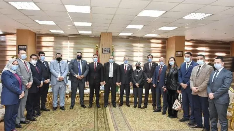 أعضاء تنسيقية الاحزاب في ضيافة محافظ الشرقية لعرض مشاكل المواطنين