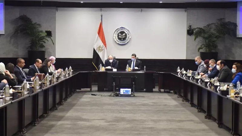 رئيس هيئة الاستثمار يستقبل أعضاء لجنة المشروعات المتوسطة والصغيرة ومتناهية الصغر بمجلس النواب