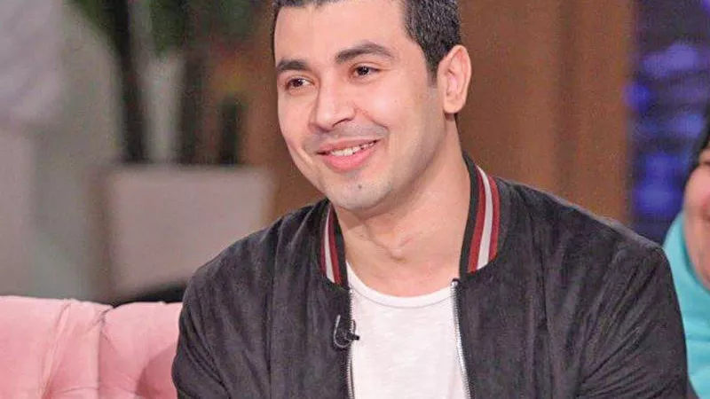 محمد أنور يهنئ الأهلى ويعلق: 