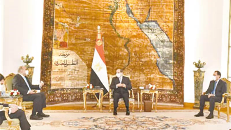 السيسي بحث مع رئيس وزراء الأردن تطوير التعاون بين البلدين