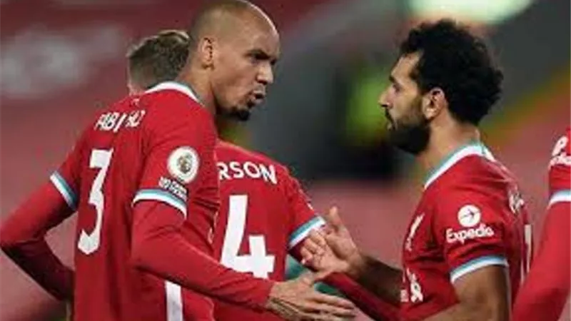 لاعب جديد ينضم إلى 