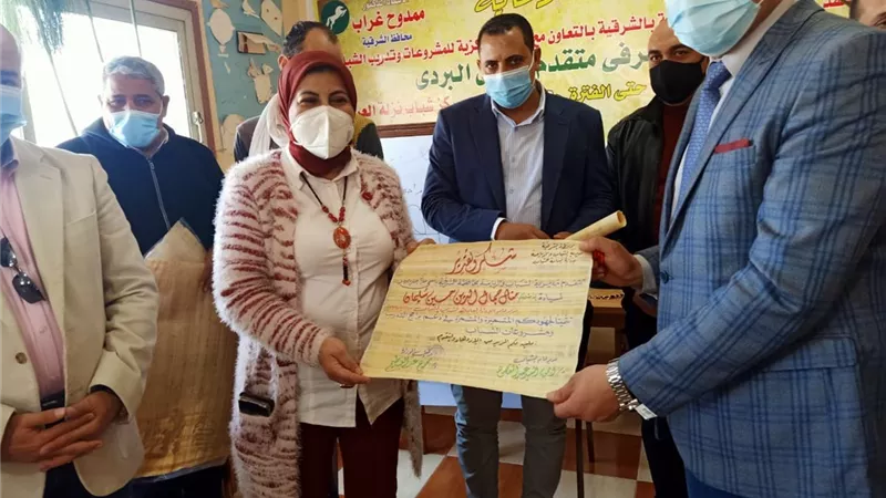 ختام فعاليات دورة صناعة البردي بمركز شباب نزلة العرين بالشرقية